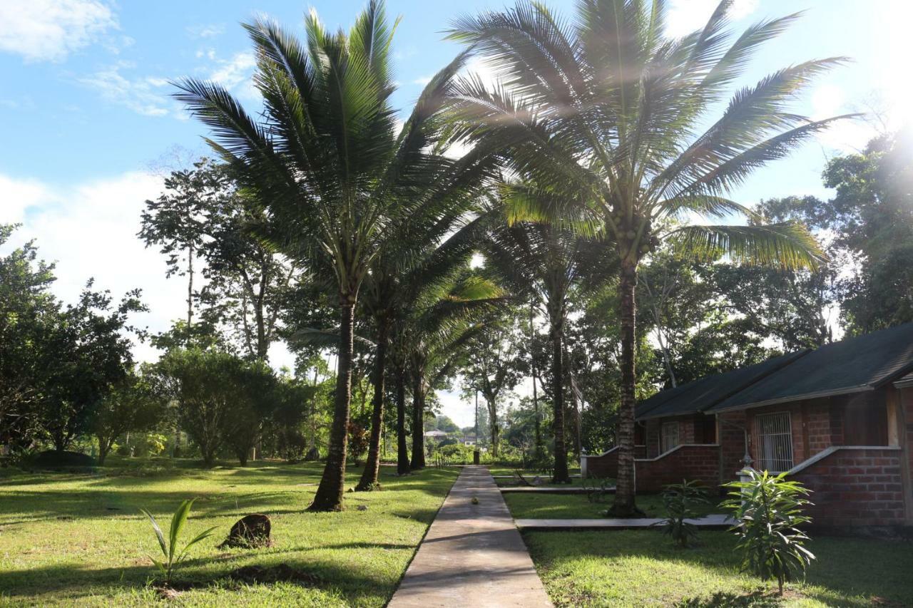 Misahualli Amazon Lodge Tena Buitenkant foto